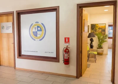 Pasillo Clínica Manhood