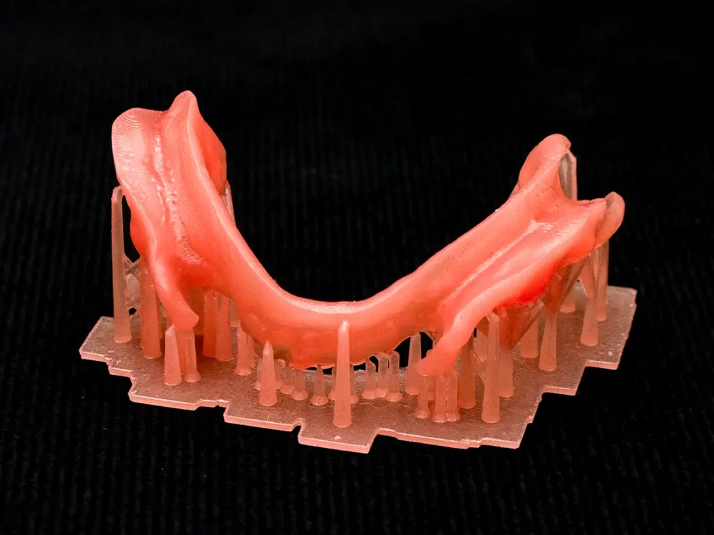 Prótesis flexible digital base impresa